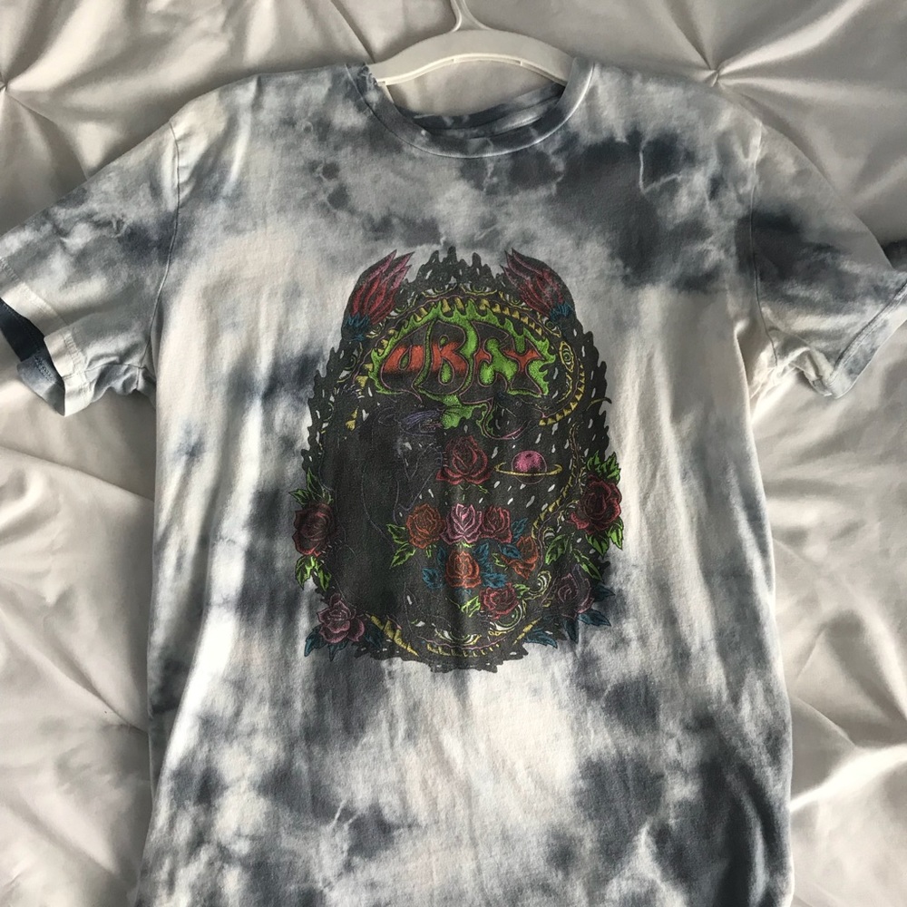 Obey t shirt